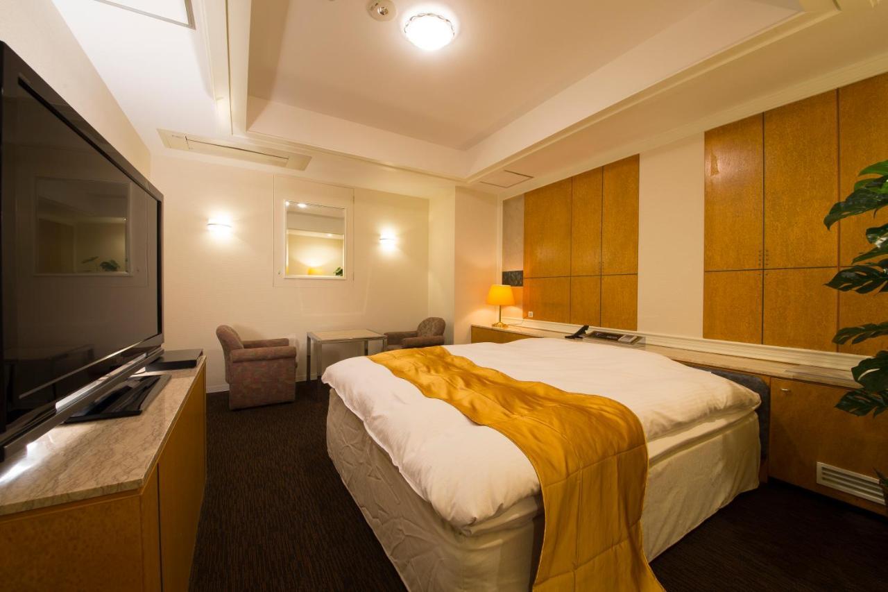 Hotel Beni East (Adults Only) Osaka Dış mekan fotoğraf