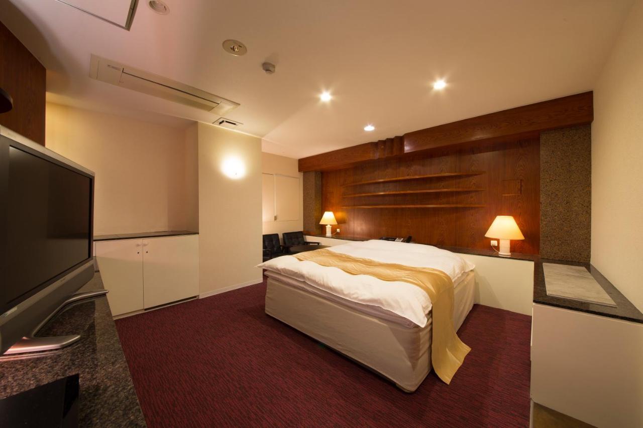 Hotel Beni East (Adults Only) Osaka Dış mekan fotoğraf