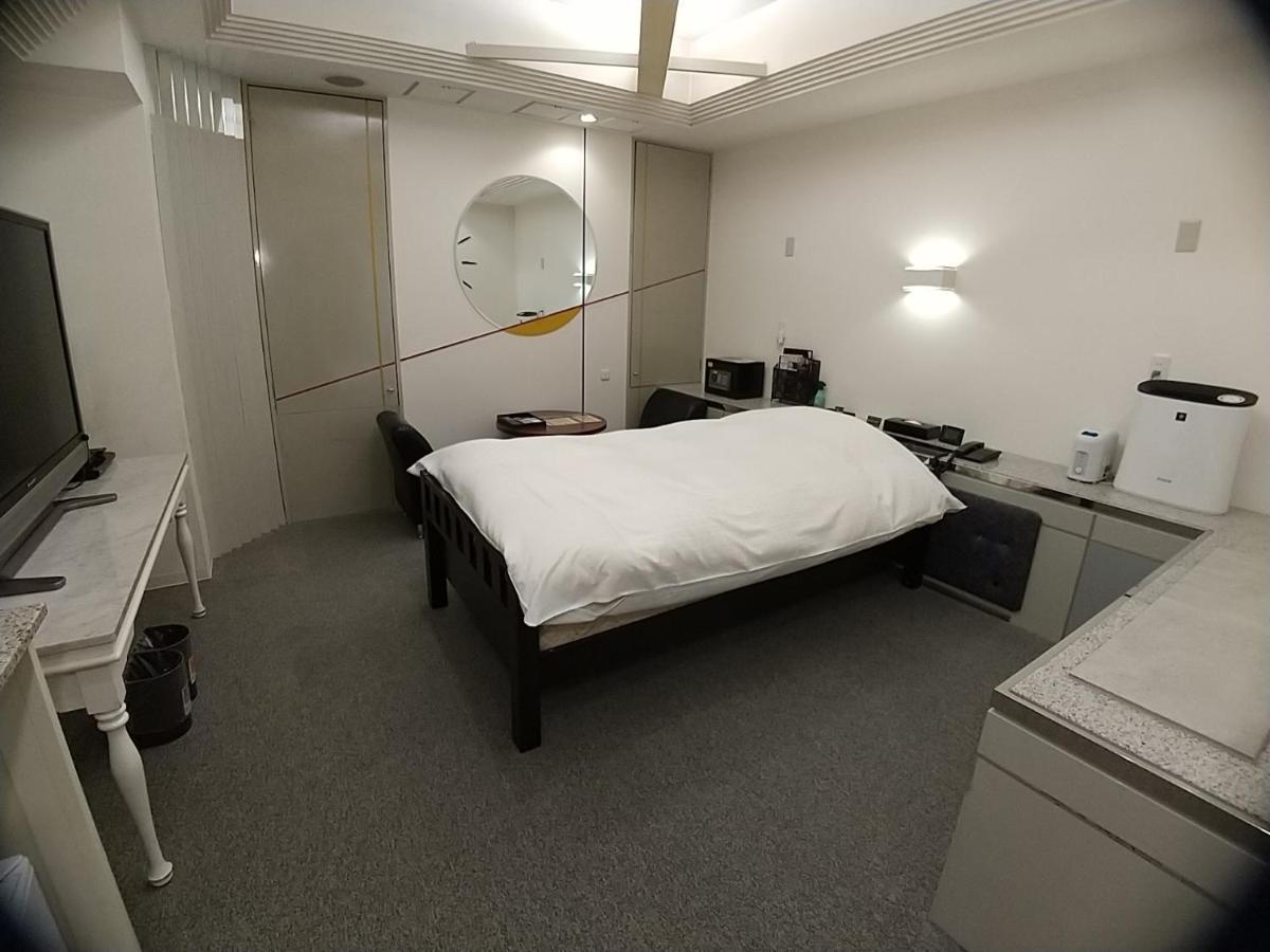 Hotel Beni East (Adults Only) Osaka Dış mekan fotoğraf