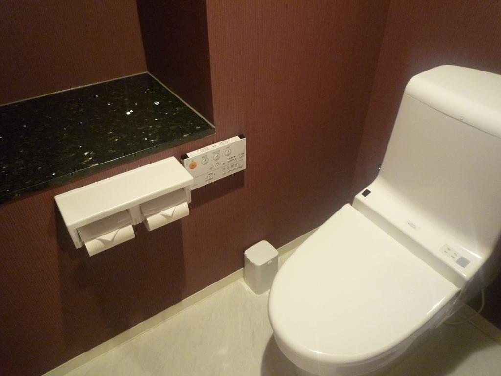 Hotel Beni East (Adults Only) Osaka Dış mekan fotoğraf